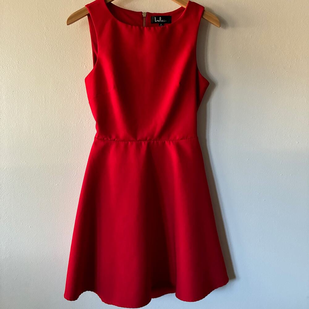 Lulus Sleeveless Fit & Flare Dress Small Red Open Back Keyhole Cocktail